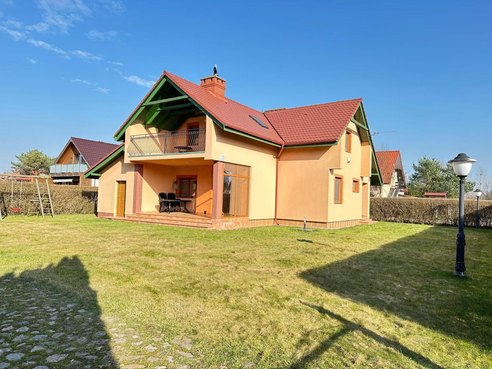 Duzy Dom Nad Morzem Rowy Jarzebinowa 22 Villa Bagian luar foto